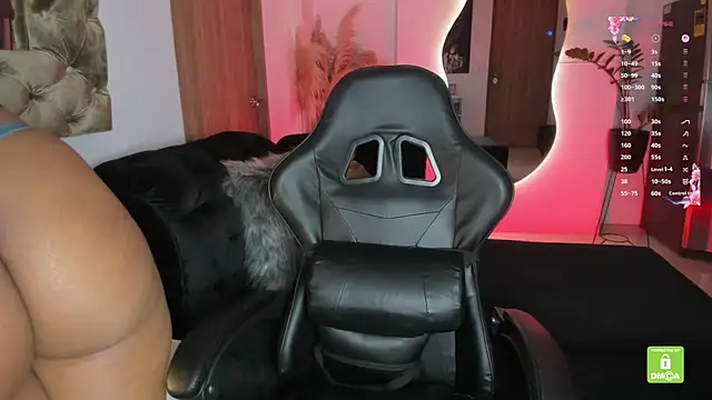 Snapshot of AmelyaMann chatting on 10/16/25, 01:12 AmelyaMann online show from 10/16/25, 01:12