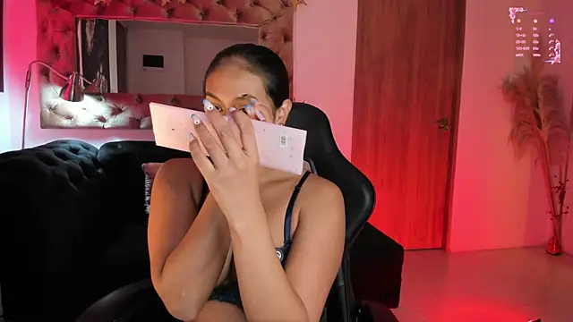 AmelyaMann online show from 04/10/26, 02:00