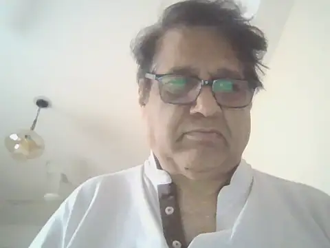 Snapshot of Nuttysub chatting on 11/27/25, 01:51 Nuttysub online show from 11/27/25, 01:51