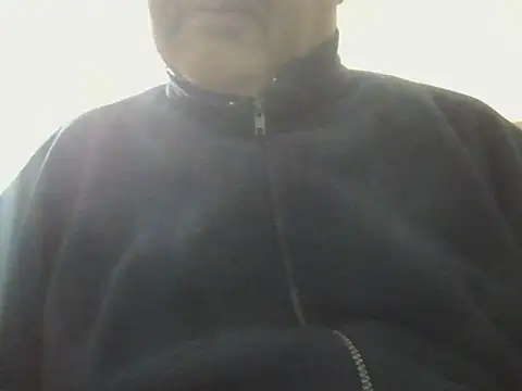 Snapshot of Nuttysub chatting on 12/05/25, 01:47 Nuttysub online show from 12/05/25, 01:47