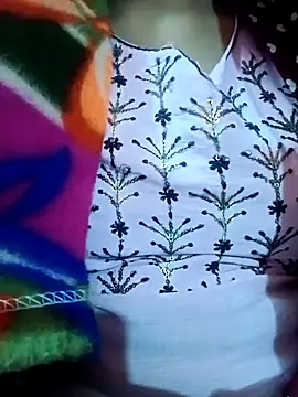 Snapshot of Mangla_Bhabhi chatting on 01/05/25, 03:45 Mangla Bhabhi online show from 01/05/25, 03:45