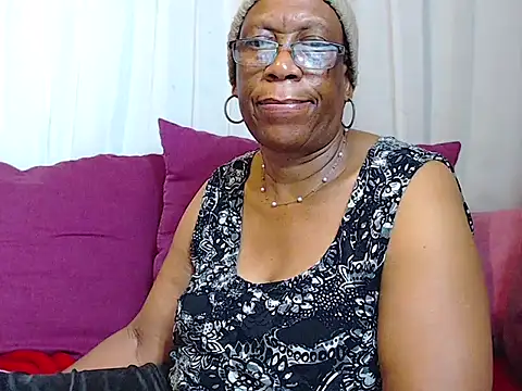 Snapshot of Freakyassnwildx chatting on 11/26/25, 08:54 Freakyassnwildx online show from 11/26/25, 08:54