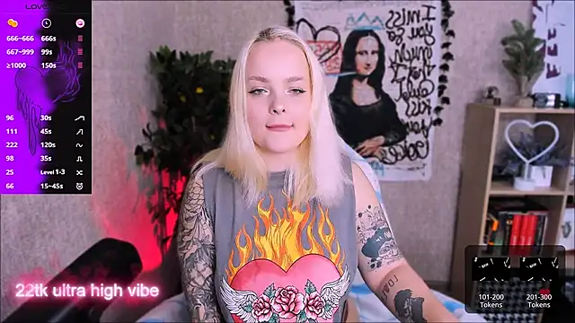 Snapshot of flower_sarah_ chatting on 12/13/24, 06:42 flower sarah  online show from 12/13/24, 06:42