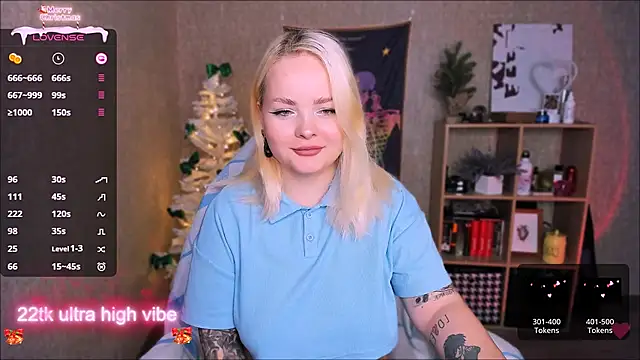 Snapshot of flower_sarah_ chatting on 12/19/24, 08:13 flower sarah  online show from 12/19/24, 08:13