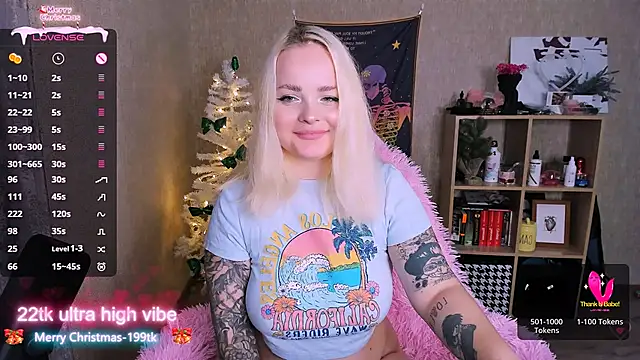 Snapshot of flower_sarah_ chatting on 12/24/24, 07:49 flower sarah  online show from 12/24/24, 07:49