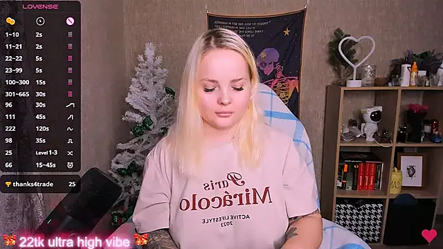 Snapshot of flower_sarah_ chatting on 01/14/25, 03:36 flower sarah  online show from 01/14/25, 03:36