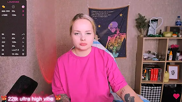 Snapshot of flower_sarah_ chatting on 01/24/25, 12:10 flower sarah  online show from 01/24/25, 12:10