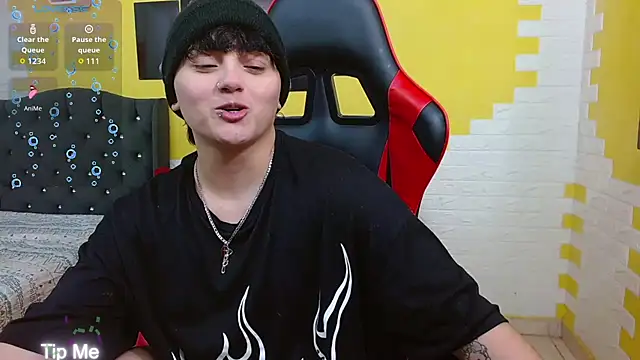 isabeautyx19 online show from 02/04/26, 02:39