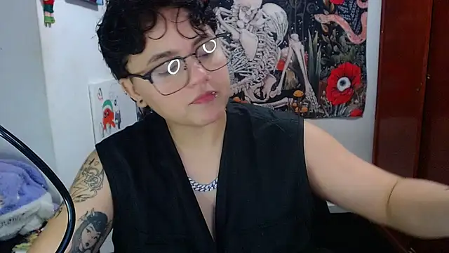 isabeautyx19 online show from 05/15/26, 12:06