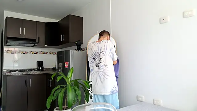 Snapshot of grey___27 chatting on 02/09/25, 06:05 grey 27 online show from 02/09/25, 06:05