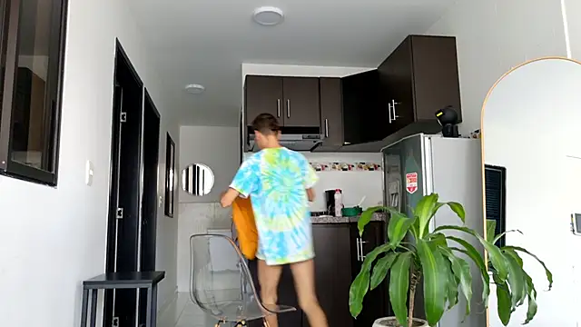 Snapshot of grey___27 chatting on 02/26/25, 05:28 grey 27 online show from 02/26/25, 05:28