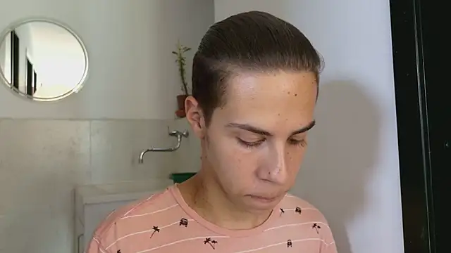 Snapshot of grey___27 chatting on 03/06/25, 08:16 grey 27 online show from 03/06/25, 08:16