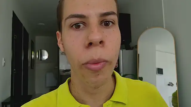 Snapshot of grey___27 chatting on 03/13/25, 03:28 grey 27 online show from 03/13/25, 03:28