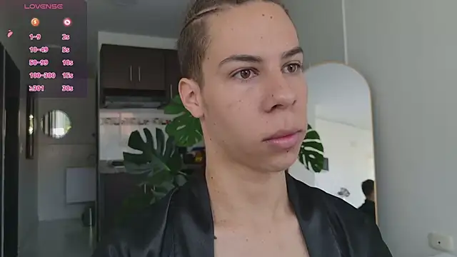 grey   27 online show from 11/09/25, 12:03