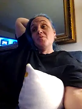 Snapshot of stellaquinn1775 chatting on 09/16/25, 02:45 stellaquinn1775 online show from 09/16/25, 02:45