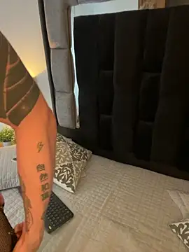 Bonnie vega online show from 11/27/25, 08:22