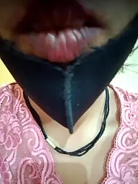 Mamta Chaterjee online show from 03/22/25, 02:16