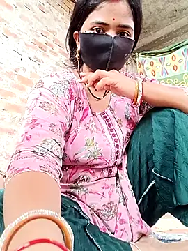 Mamta Chaterjee online show from 07/14/26, 02:05