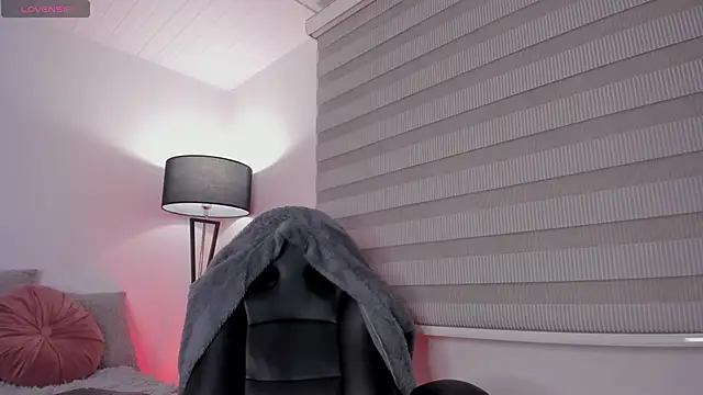 Snapshot of vico_sweety chatting on 03/13/26, 11:22 vico sweety online show from 03/13/26, 11:22