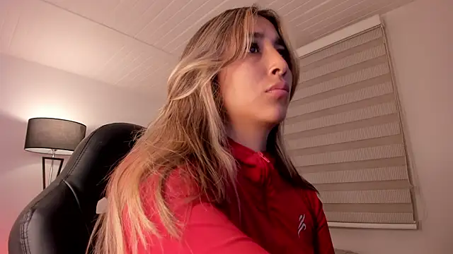 Snapshot of vico_sweety chatting on 04/20/26, 11:17 vico sweety online show from 04/20/26, 11:17