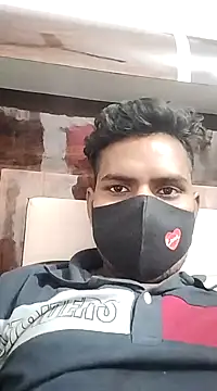 Snapshot of GaramchutLand96 chatting on 12/17/24, 04:53 GaramchutLand96 online show from 12/17/24, 04:53