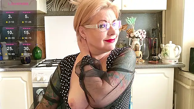 -Yourwoman- online show from 11/04/25, 09:30