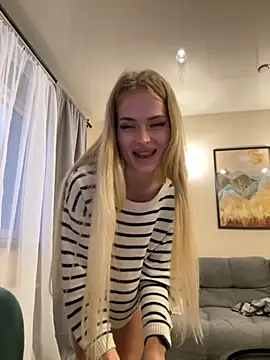 Vladamais online show from 09/23/25, 04:10