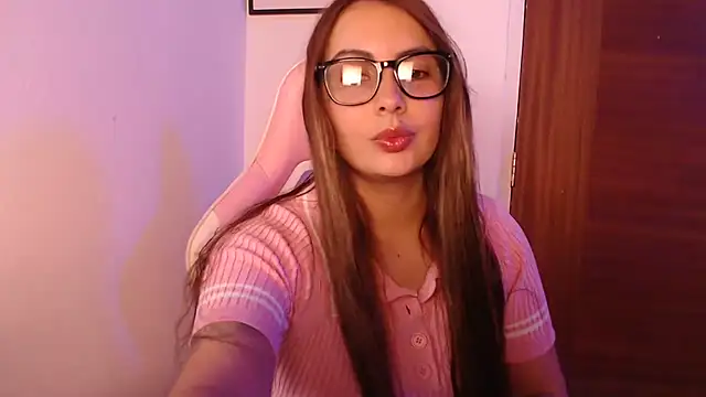 Snapshot of lalawhitte chatting on 04/11/26, 07:07 lalawhitte online show from 04/11/26, 07:07