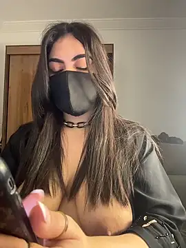 Hot-Sarah-arab online show from 02/15/26, 05:20