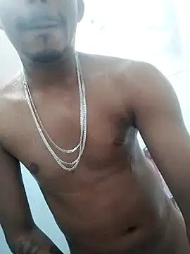 Snapshot of Malvadaozscp chatting on 04/18/26, 10:21 Malvadaozscp online show from 04/18/26, 10:21