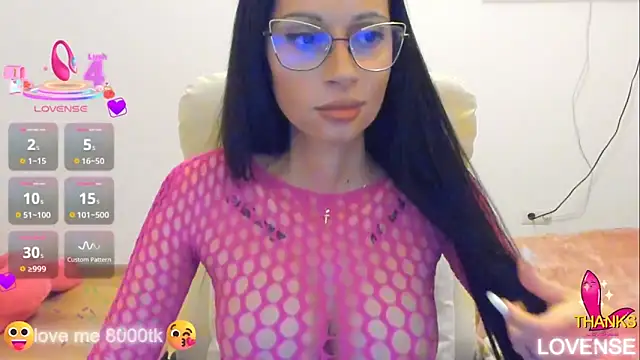 kissnicol32 online show from 11/23/25, 06:52