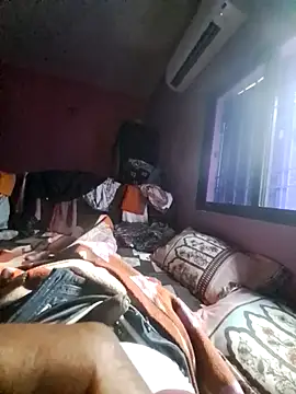 ind hero online show from 10/08/25, 09:18