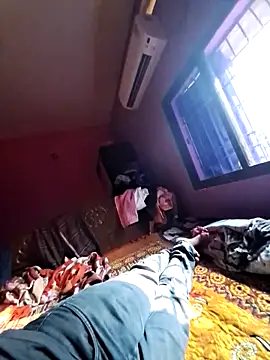 ind hero online show from 10/10/25, 09:41