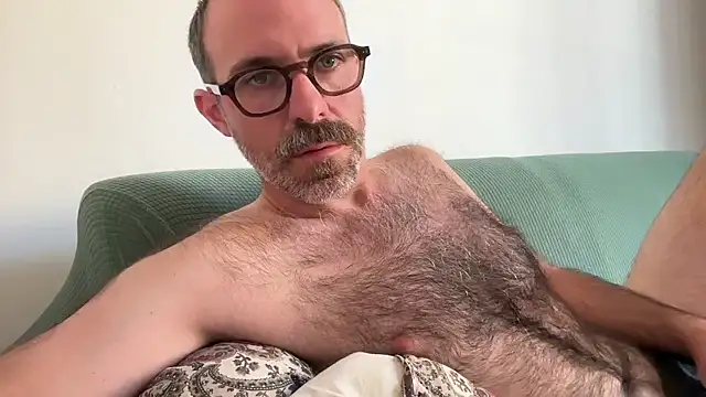 Snapshot of Brianjonest chatting on 07/17/26, 10:11 Brianjonest online show from 07/17/26, 10:11