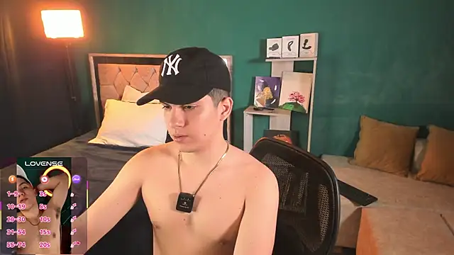 Brat  online show from 09/15/25, 06:41