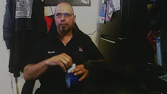 KrazyLegz online show from 09/25/25, 09:18