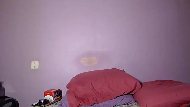 Snapshot of hairy_orbite chatting on 12/13/25, 08:58 hairy orbite online show from 12/13/25, 08:58