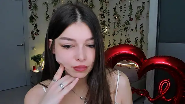 ContinentOfTranquility online show from 02/15/26, 04:09