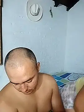 Snapshot of piton77 chatting on 03/19/26, 09:35 piton77 online show from 03/19/26, 09:35