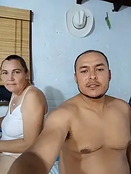 Snapshot of piton77 chatting on 04/16/26, 10:34 piton77 online show from 04/16/26, 10:34