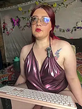 Snapshot of NinaGauther chatting on 02/10/26, 02:10 NinaGauther online show from 02/10/26, 02:10