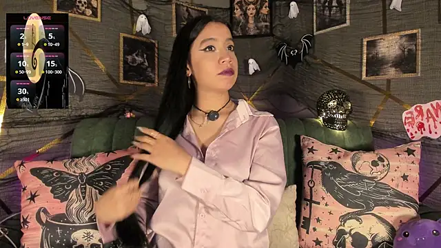 Bellax99  online show from 10/16/25, 12:17