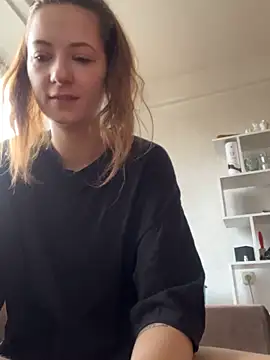 Snapshot of Lori_Foxy chatting on 12/27/24, 11:17 Lori Foxy online show from 12/27/24, 11:17