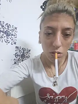 Snapshot of gala2 chatting on 04/29/26, 02:26 gala2 online show from 04/29/26, 02:26