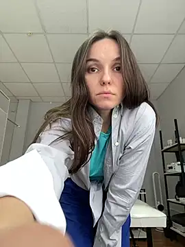 Snapshot of Jinna_milli chatting on 02/04/25, 08:35 Jinna milli online show from 02/04/25, 08:35