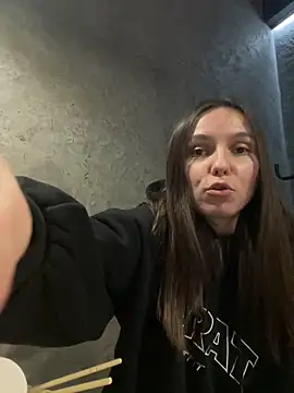 Snapshot of Jinna_milli chatting on 02/26/25, 06:43 Jinna milli online show from 02/26/25, 06:43