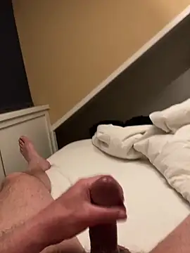 Snapshot of LivingLegend1978 chatting on 04/03/26, 10:08 LivingLegend1978 online show from 04/03/26, 10:08