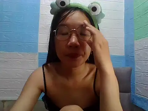 Nanoko online show from 09/29/25, 11:04