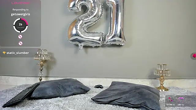 Snapshot of bella1207 chatting on 03/05/25, 09:15 bella1207 online show from 03/05/25, 09:15