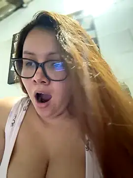 solecito 22 online show from 10/15/25, 04:45